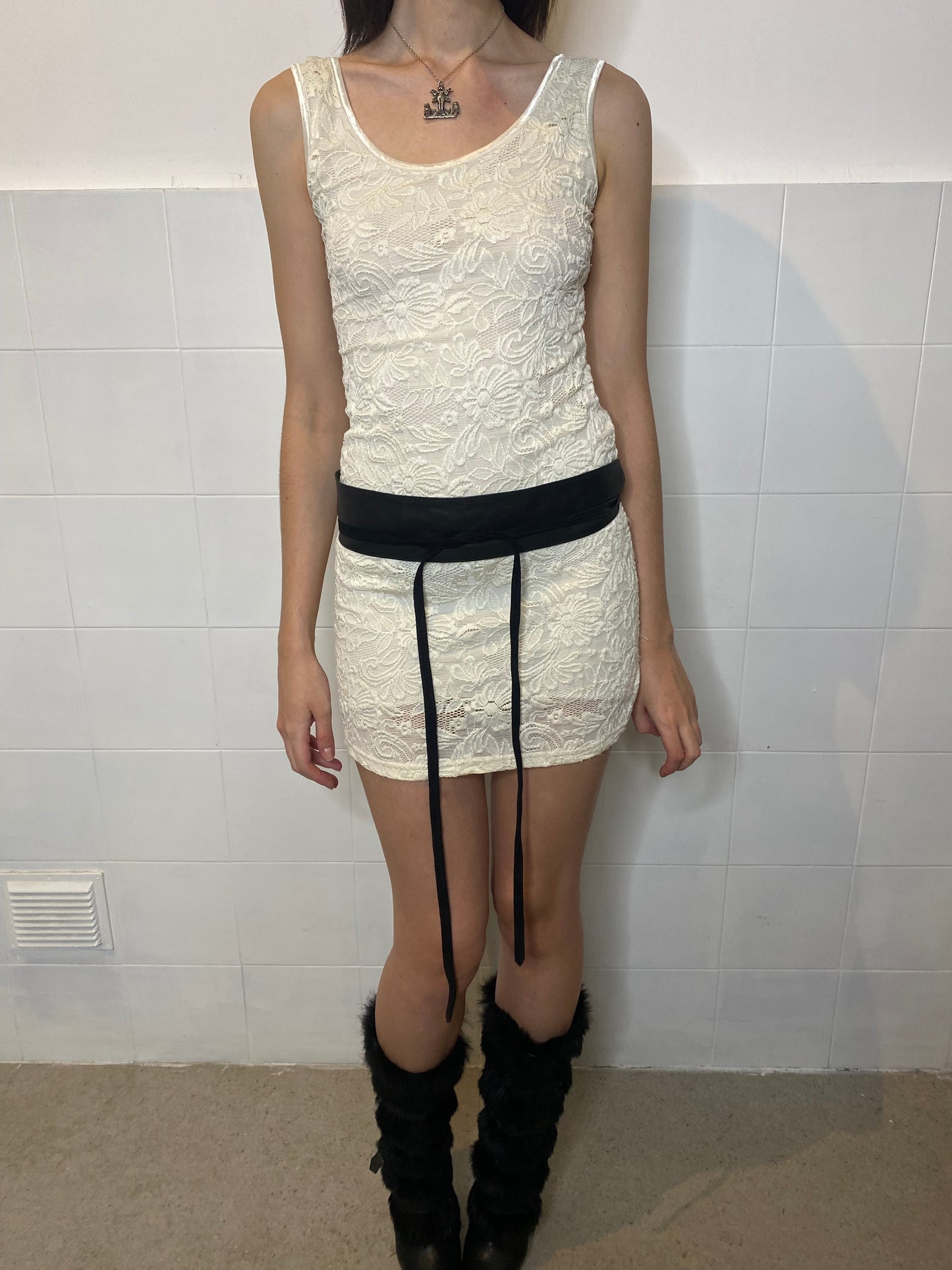 WHITE LACE MINI DRESS