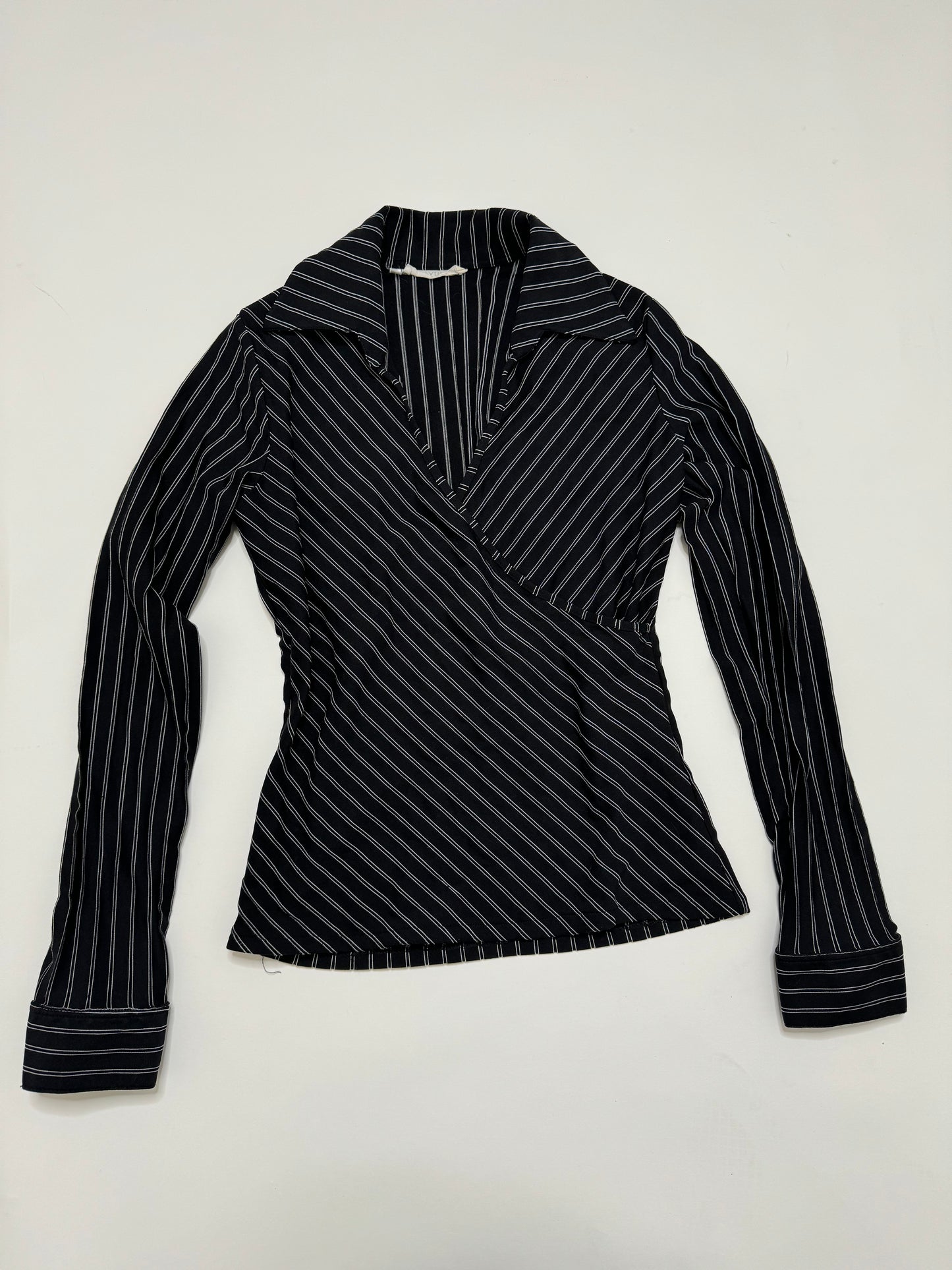 PINSTRIPE CROSSED LONG SLEEVE TOP