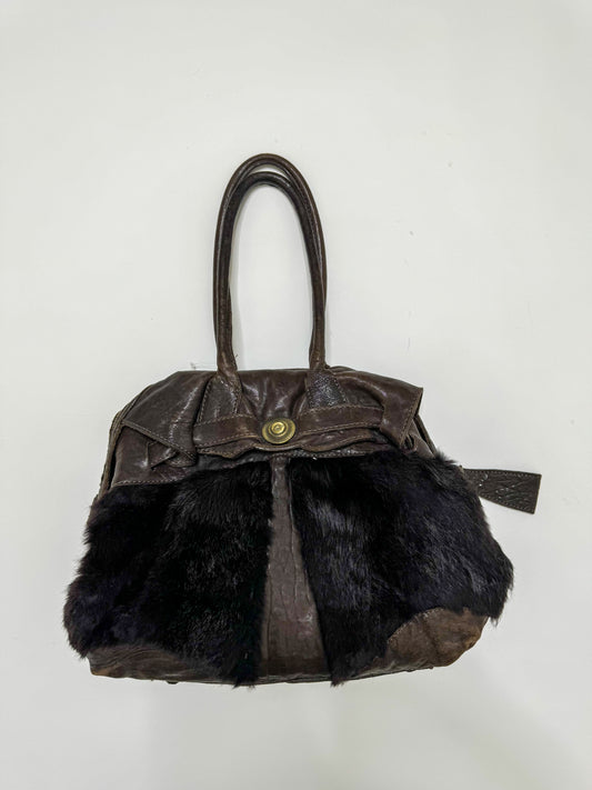 SAVE THE QUEEN FUR BAG